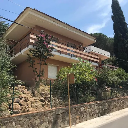 9 Carrer Llorer Villa *